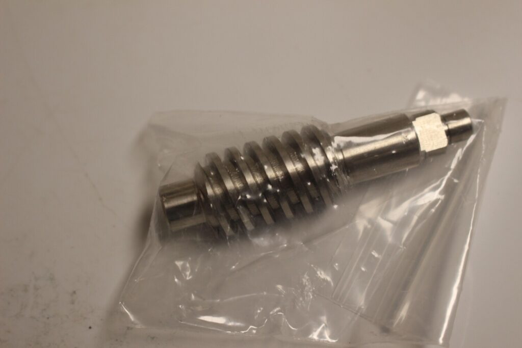 1961 1962 1963 1964 1965 1966 1967 Lincoln and Thunderbird Convertible Upper Back Panel Gear Drive WORM  GEAR