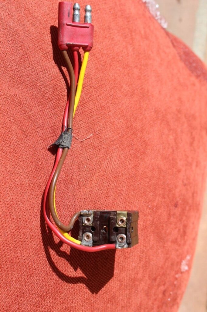 1961 1962 1963 1964 1965 1966 1967 1968 1969 Lincoln Continental 2-way seat switch RED PLUG- FRONT TILT - REBUILT EXCELLENT