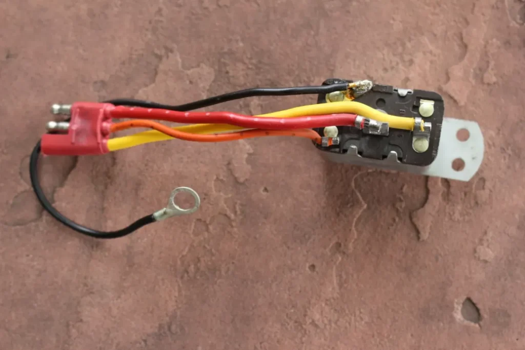 1968 1969 1970 1971 Lincoln and 1967 1968 1969 1970 1971 Thunderbird  Window Safety and Blower Relay NOS